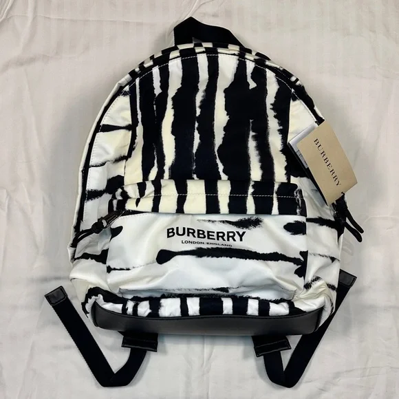 [BAG] BURBERRY Watercolour Econyl Backpack | Black White Tie-Dye Designer Luxury - Picture 3 of 12